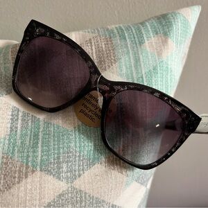 #14 Ophelia Roe Women’s Elegant Black Lace Patterned Square Sunglasses